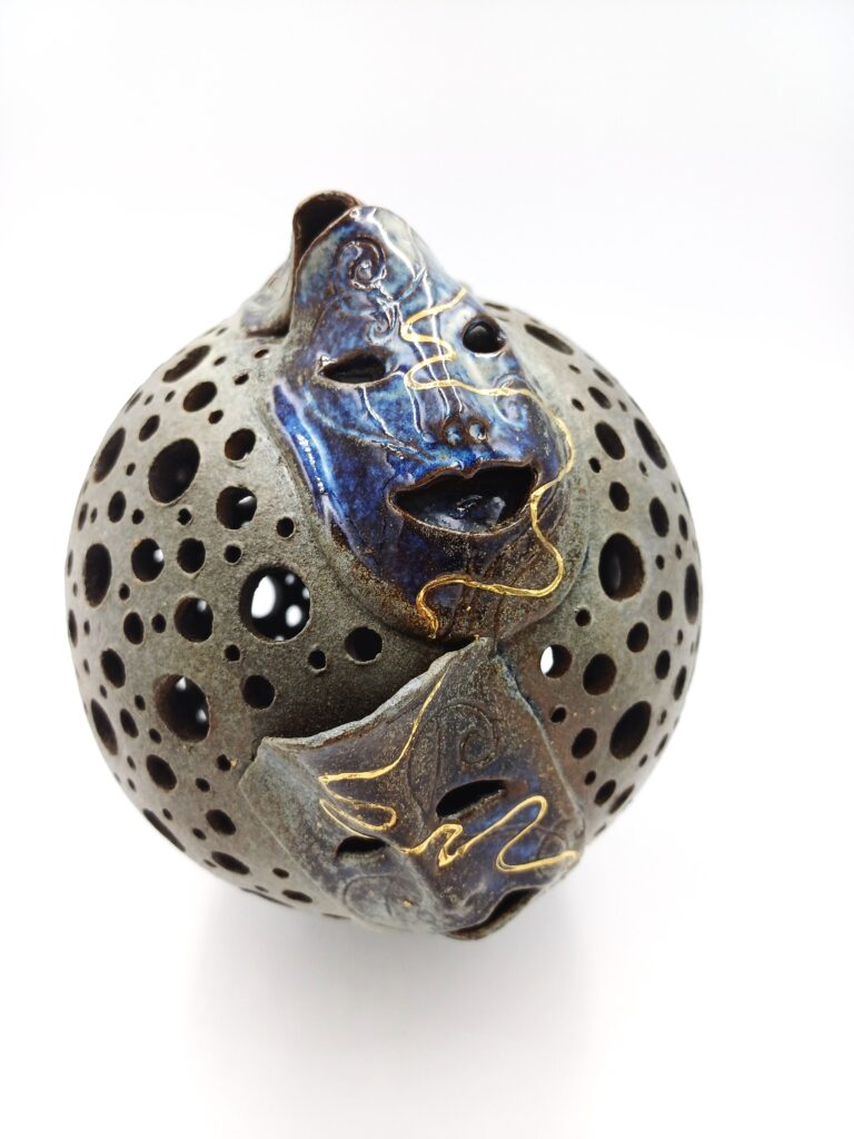 umetnine iz gline, pottery art, svobodni kosi gline