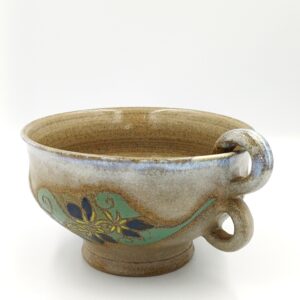 glinene sklede s cvetličnim motivom, pottery art, rožne posode iz gline