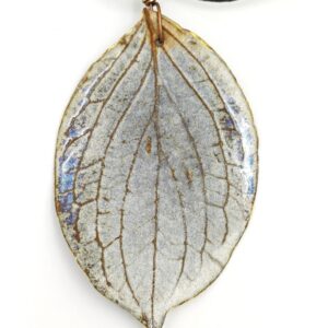 glinen nakit listi v vetru, pottery art, odtisi listov v glini