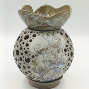 glinen ročno izdelan aroma svečnik, pottery art, unikatna keramična dišavna lučka