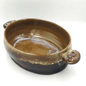 ovalen glinen pekač, pottery art, ovalen pekač iz kamenine